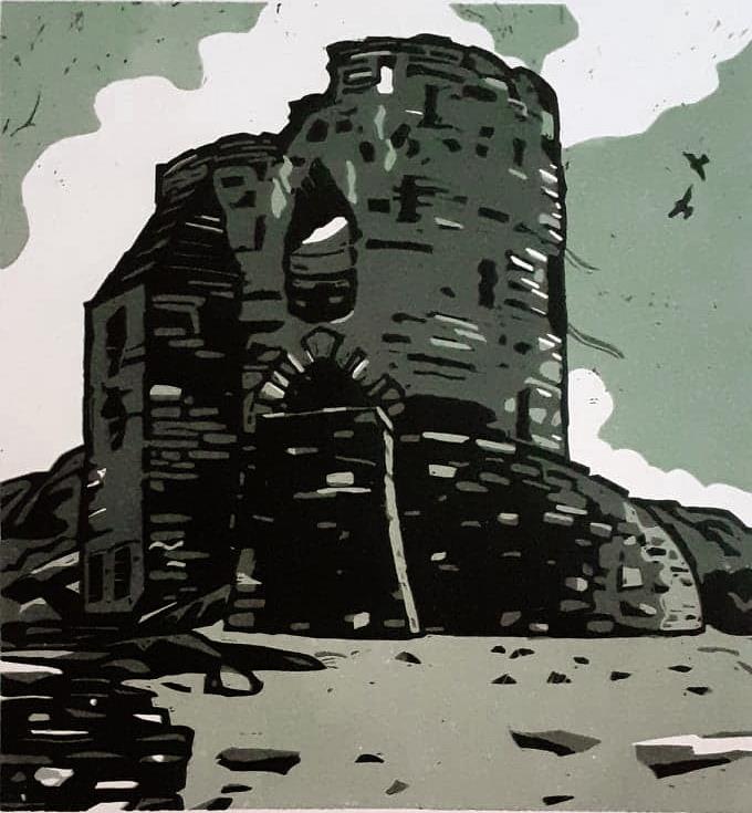 Castell Dolbadarn - dwy fran yn troelli